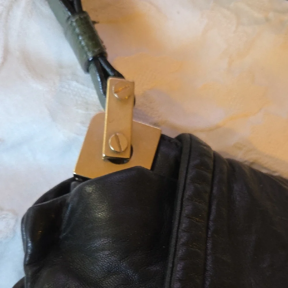 Lanvin Black Leather Shoulder Bag - Picture 3 of 6